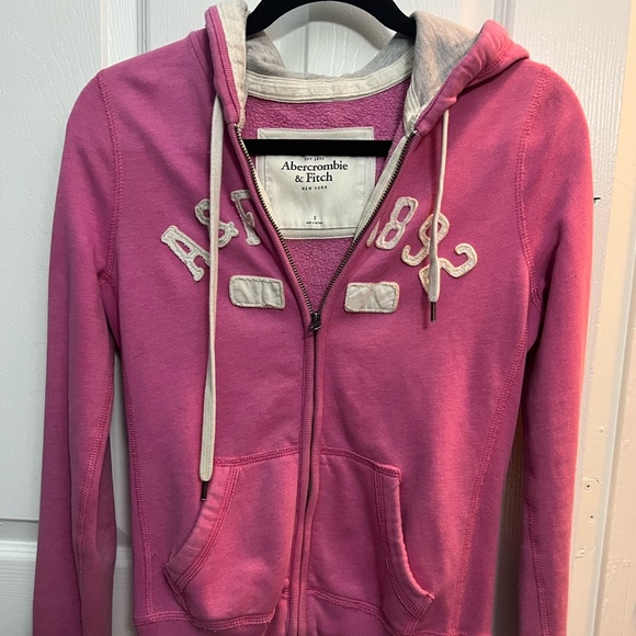 Abercrombie and fitch ( A&F) pink jacket - Picture 1 of 3